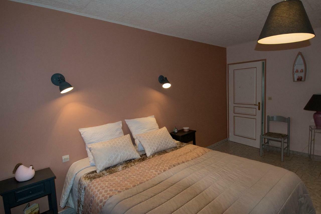 Bed and Breakfast Les Rendzines Nuisement-sur-Coole Экстерьер фото